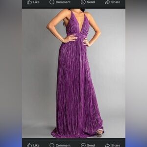 Rosevelvet medium formal gown